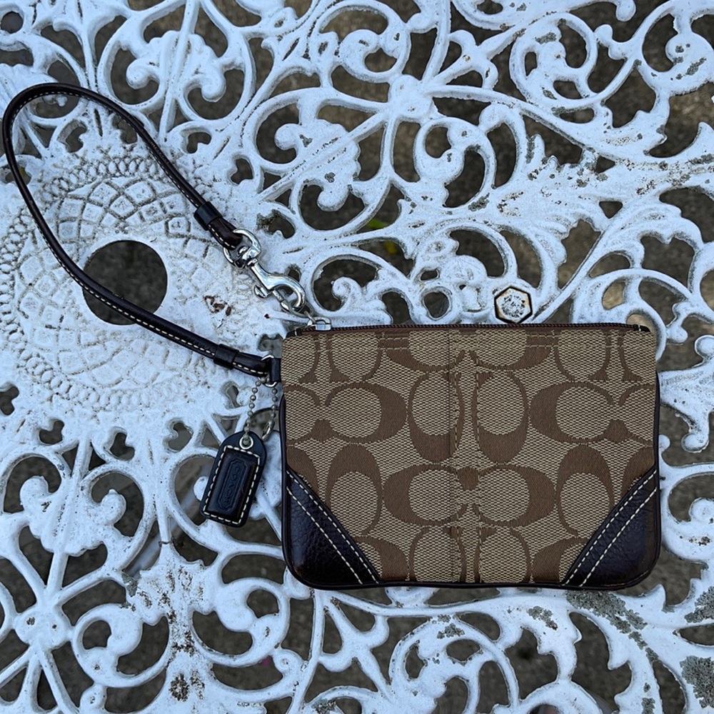 COACH Brown Signature “C” Wrislet